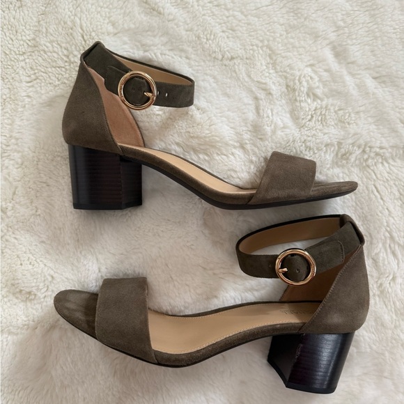 👠 MICHAEL KORS Suede Olive Green Ankle Strap Block Heels 8 - Picture 3 of 9
